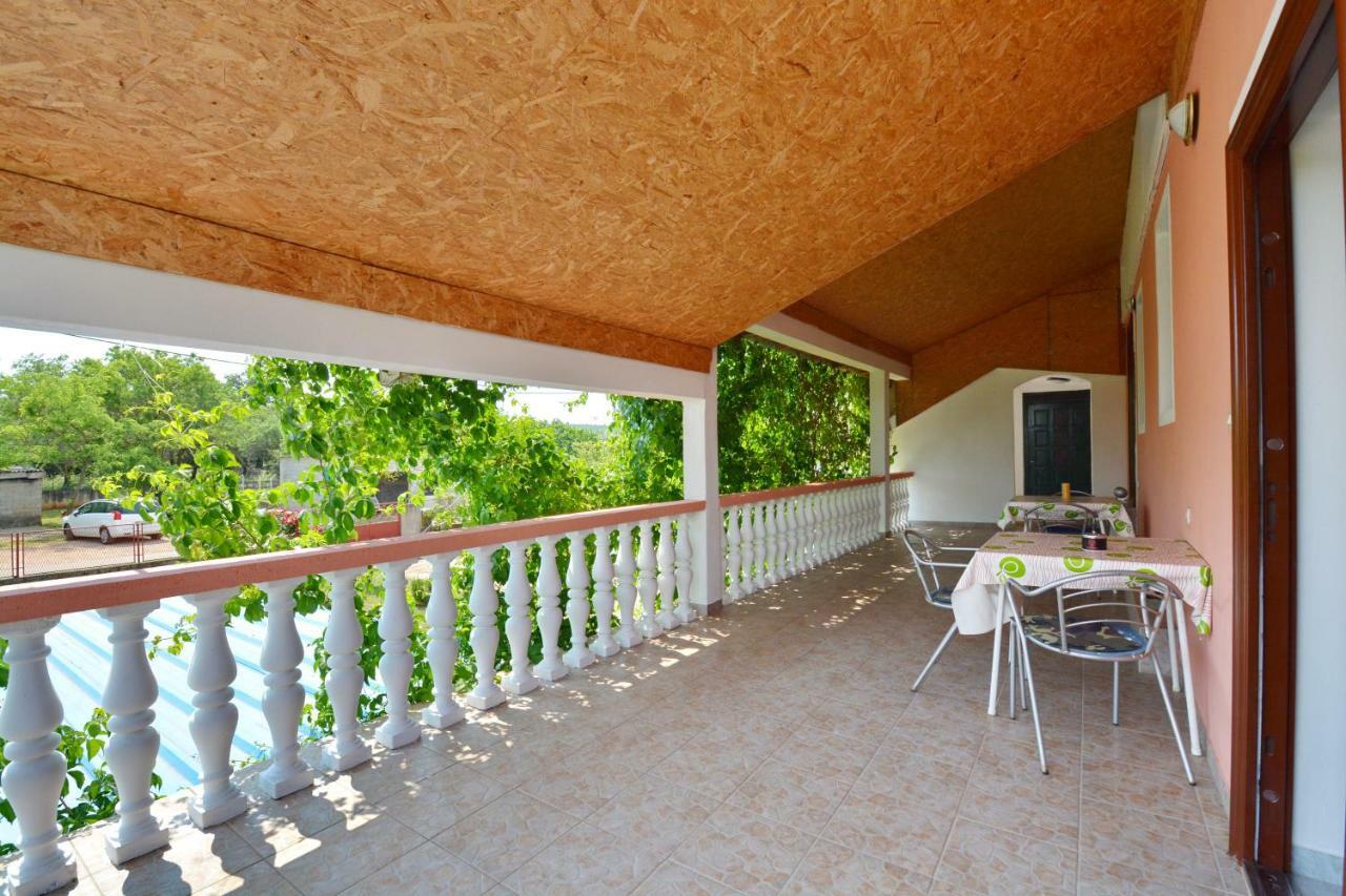 Apartmani Maca Sikovo Zewnętrze zdjęcie